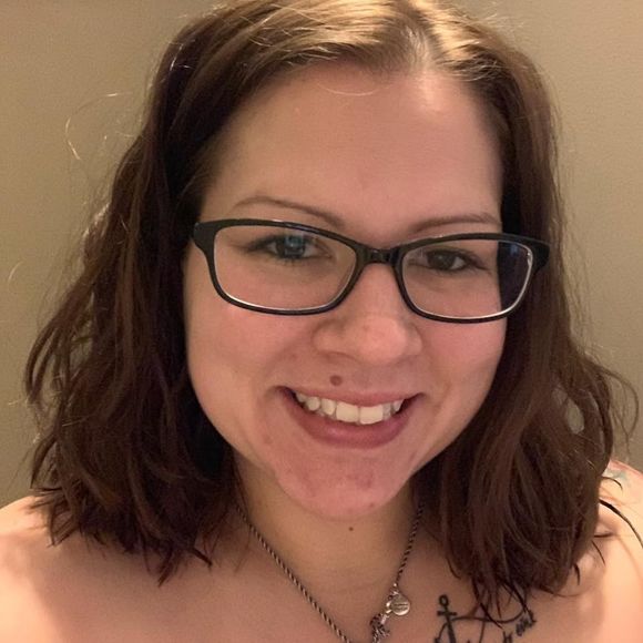 Meet your Posher, Linda - Picture 1 of 1